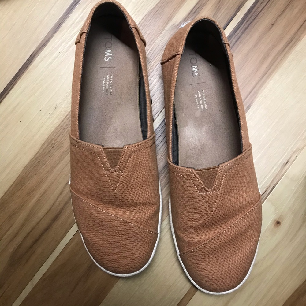 PRICE REDUCED🛑Toms Avalon Sneakers